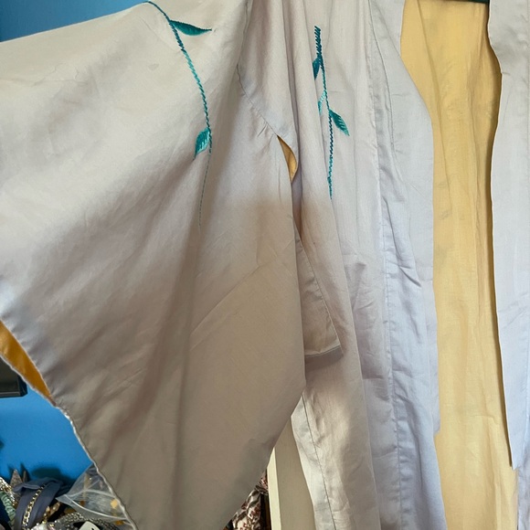 Chasing Unicorns Light Gray Kimono - Picture 7 of 9